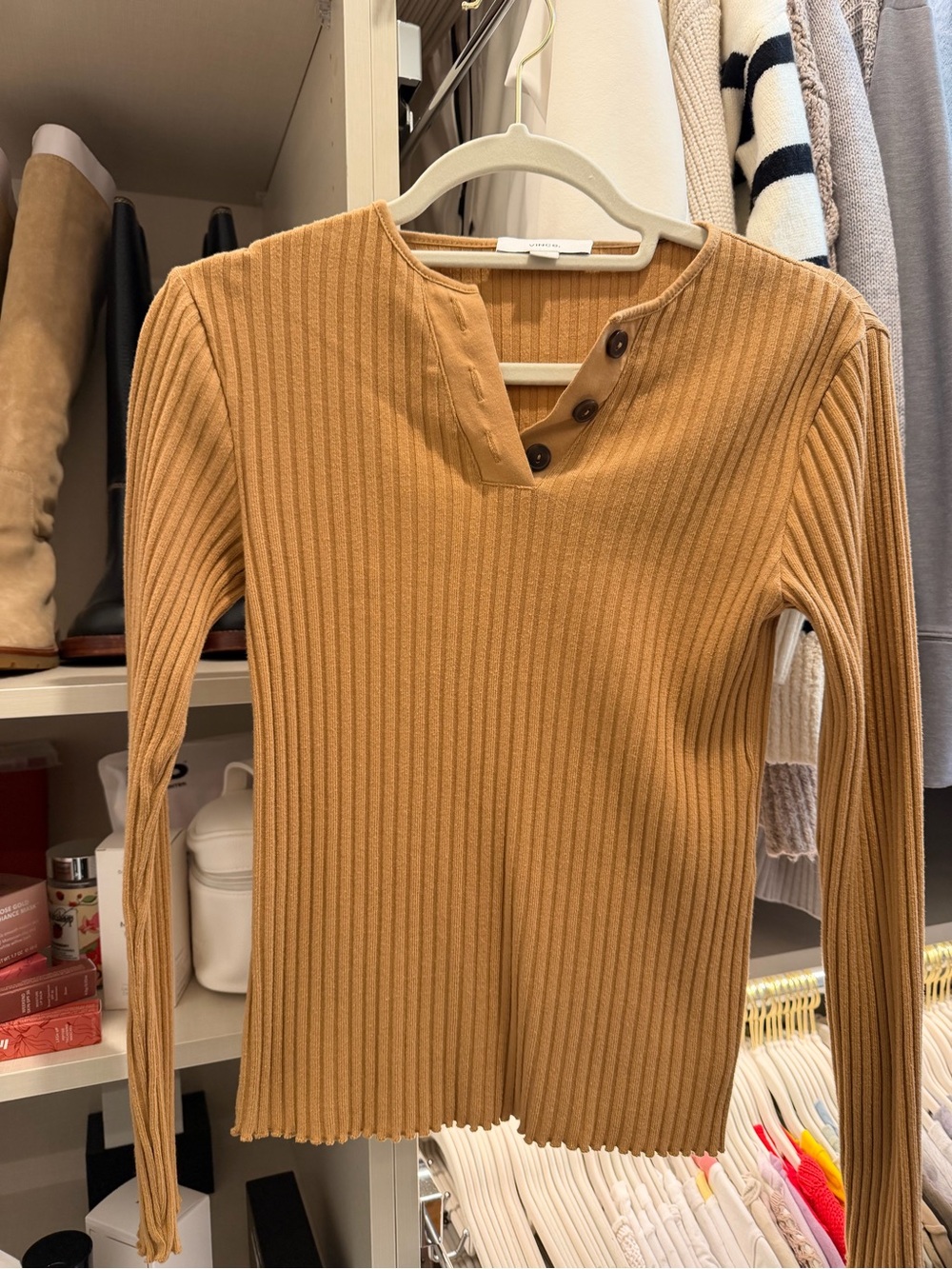 Vince Ribbed Henley Long Sleeve Top in Camel - small - worn once